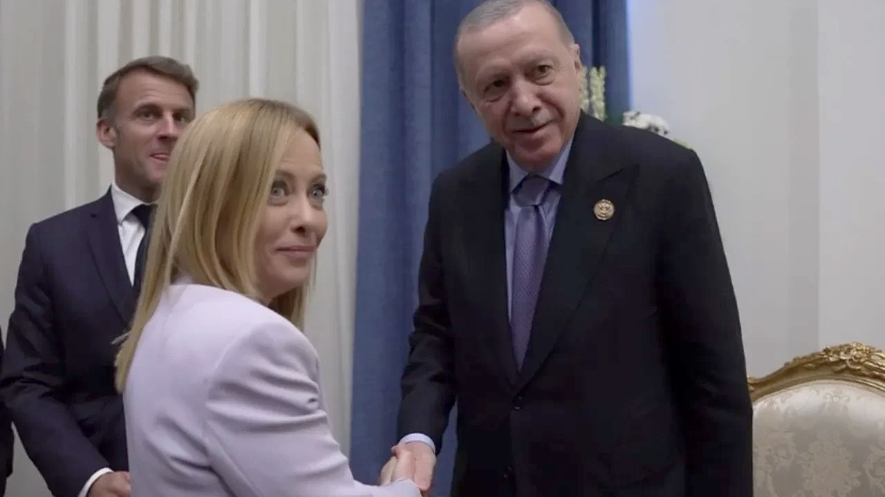 Erdoğan ile Meloni arasında gülümseten diyalog!