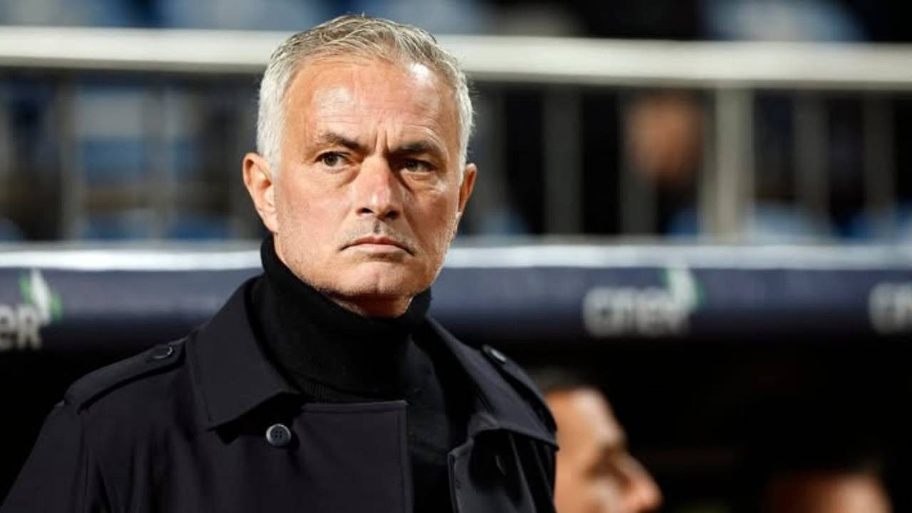 Jose Mourinho eski takımına acımadı! Fenerbahçe'nin "dinamosunu" alıyor!