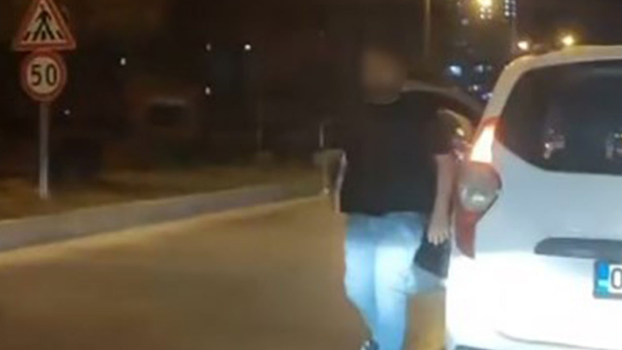 Trafikte tartıştığı sürücüye yumruk attı
