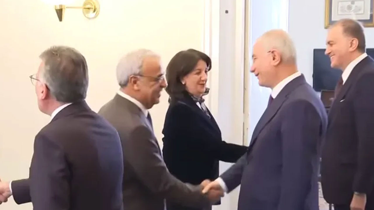 DEM Parti'den AK Parti'ye ziyaret