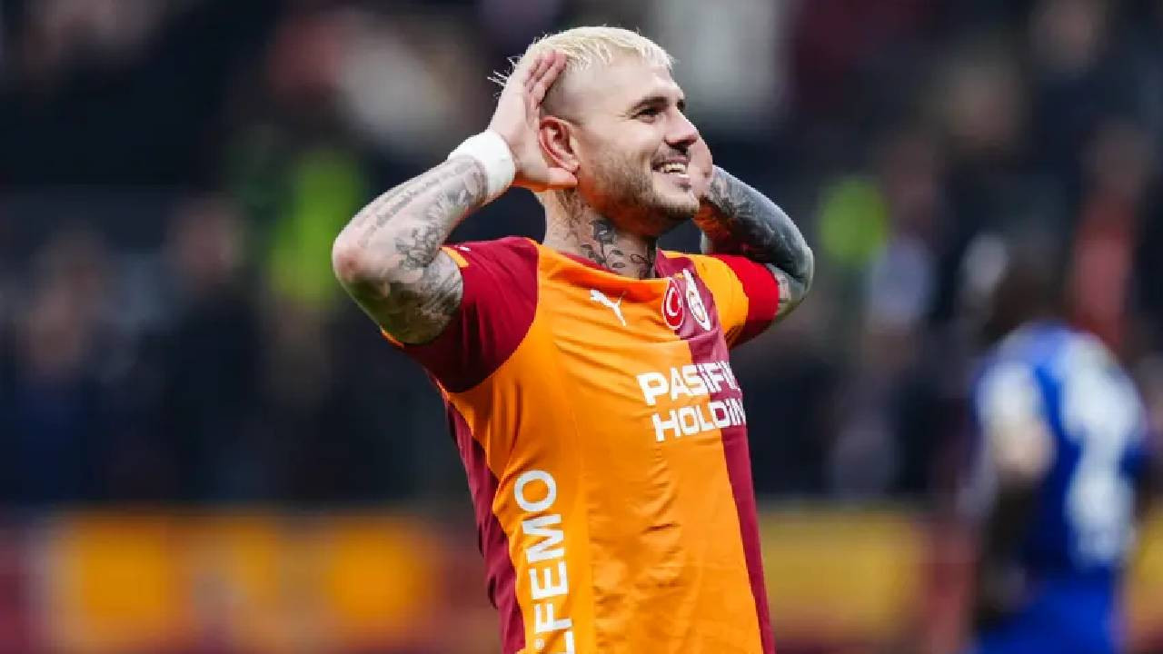 Icardi'nin menajerinden kum saatli bomba paylaşım:…