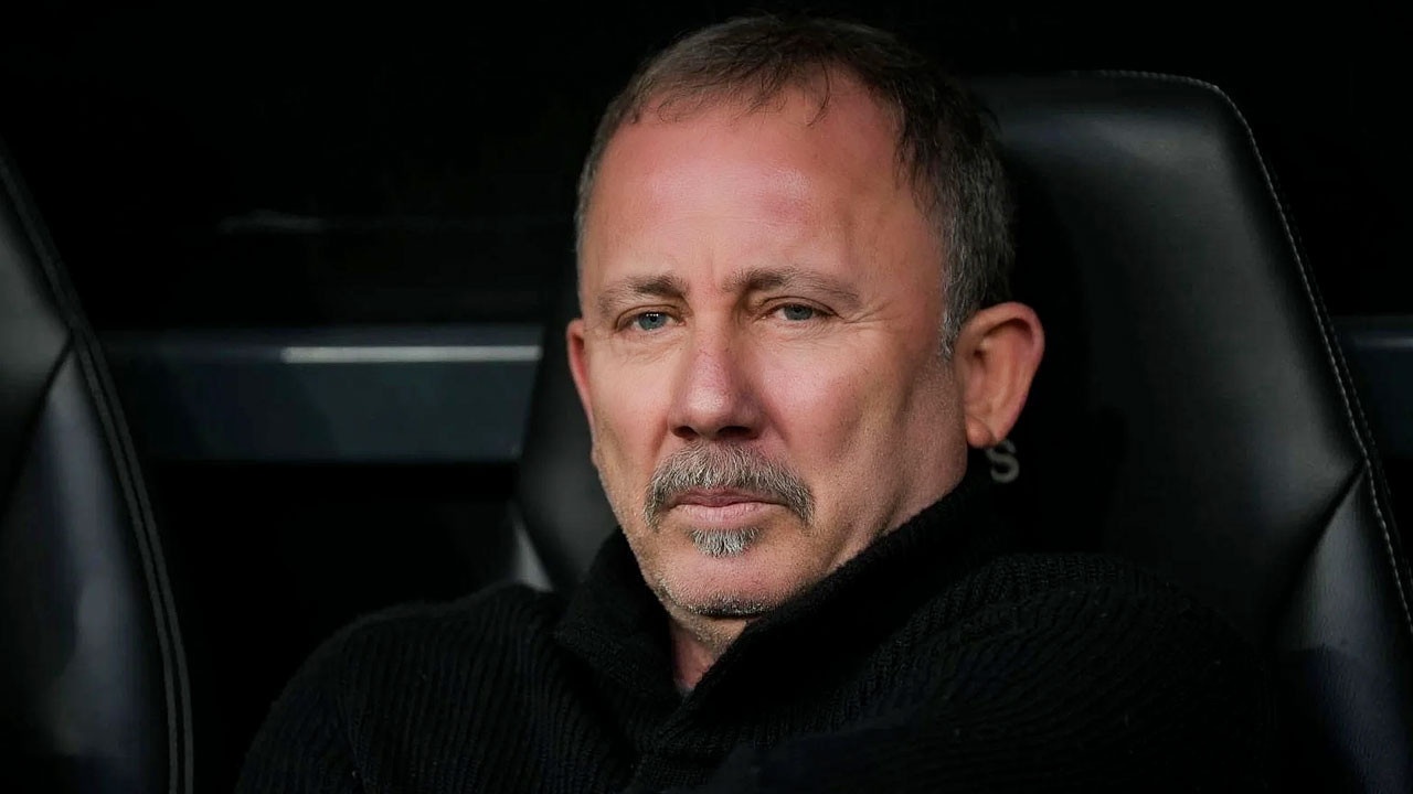 Beşiktaş bu ayrılık haberiyle çalkalanıyor! Sergen Yalçın'ın bütün planı değişti