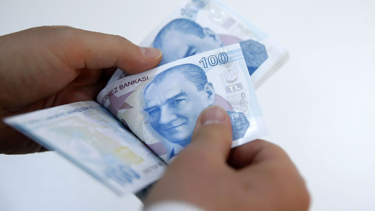 Yeni Düzenleme! 1800 günle emeklilik şansı - SGK’dan dikkat çeken hamle