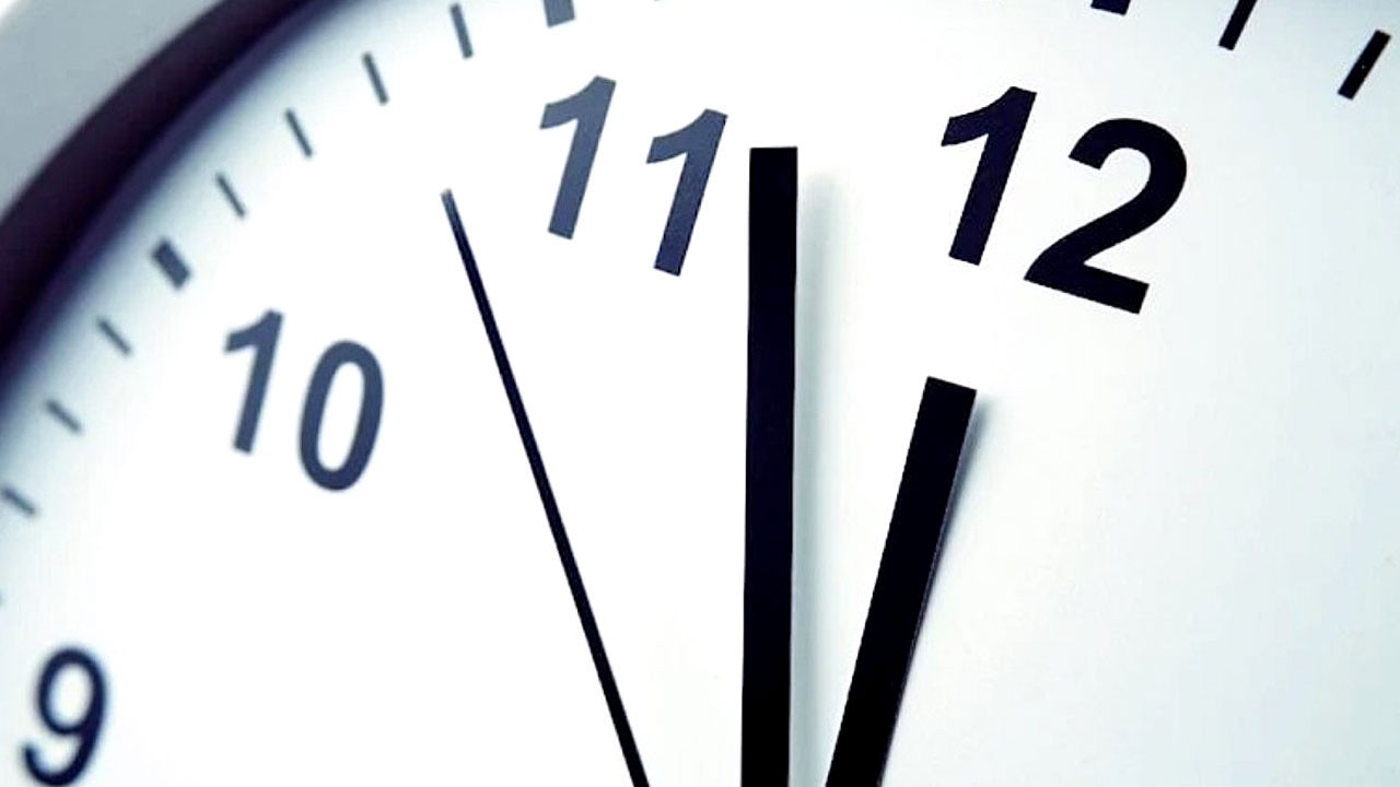Herkes bu sorunun yanıtını merak ediyordu! Kış saati uygulaması geri mi geliyor?