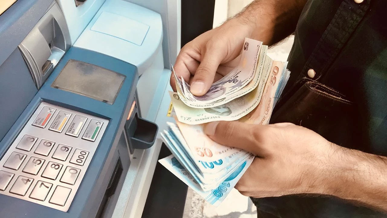 ATM'lerden para çekecek olanlar dikkat! Perşembe g…