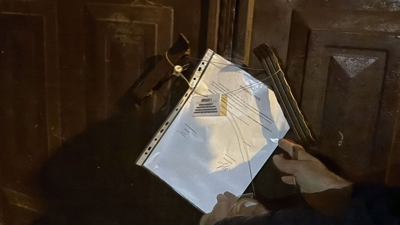 Diyarbakır'da kolonu çatlayan bina boşaltıldı