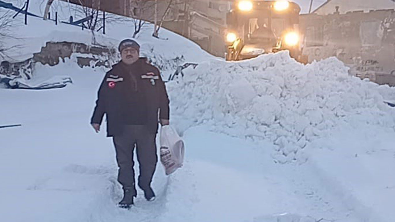 Kar altındaki yaylalarda hayvanlar için seferberlik