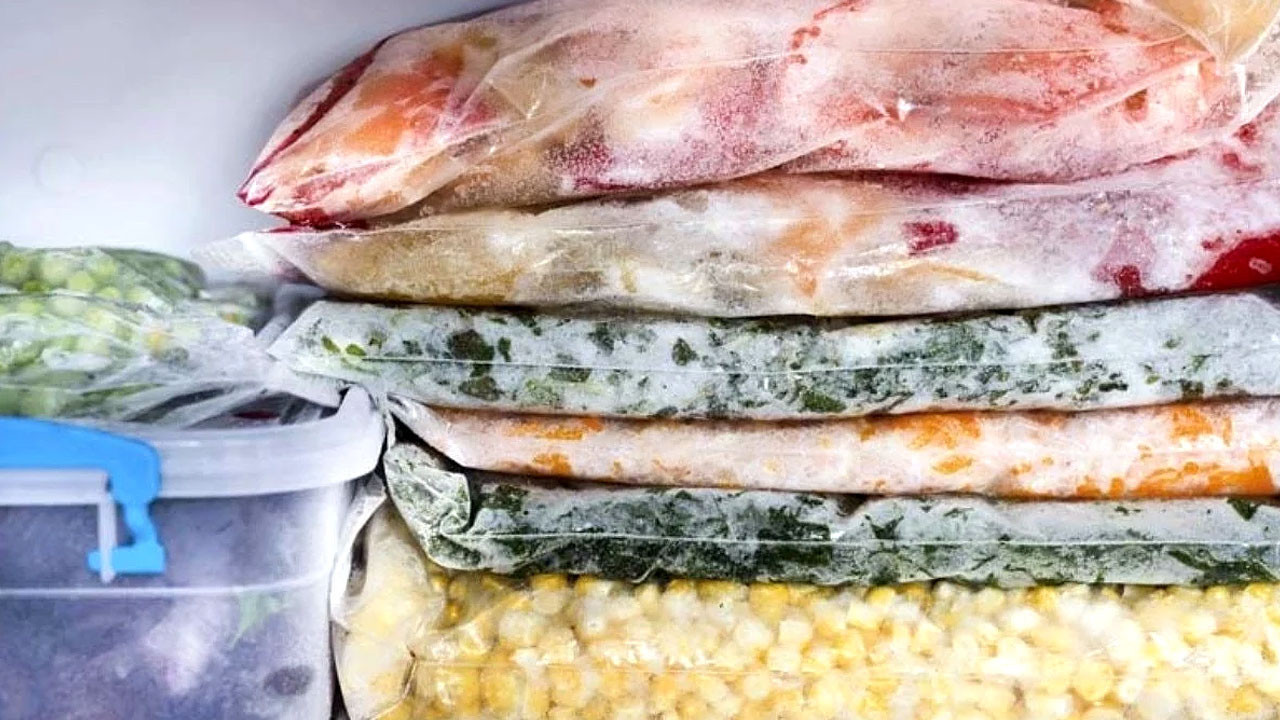 Bu yiyecekleri ikinci kez donduran yandı: Bakteriler hızla çoğalıyor