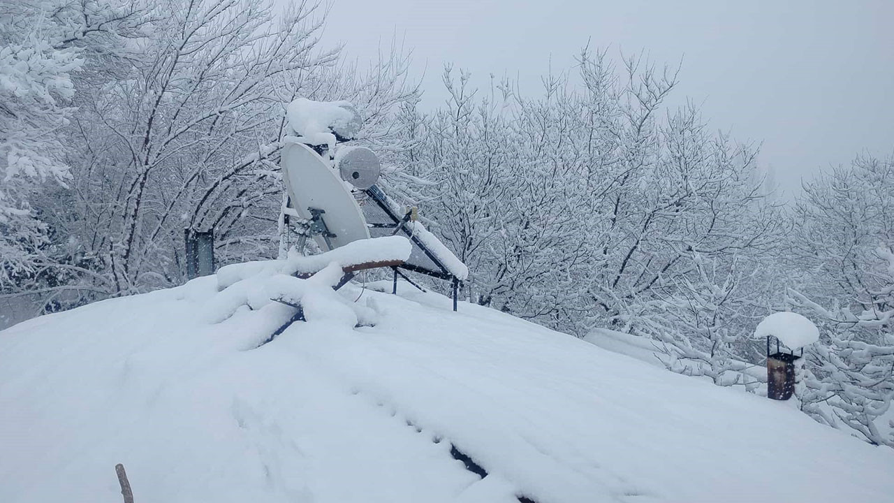 Pütürge'de kar kalınlığı 1 metreye yaklaştı