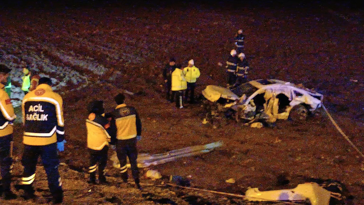 Batman'da katliam gibi kaza! 3 kişi hayatını kaybetti