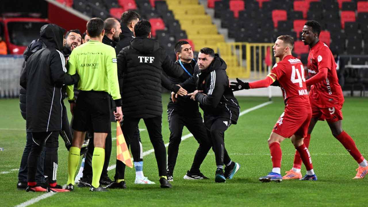 Burak Yılmaz çılgına döndü, hakemin üzerine yürüdü