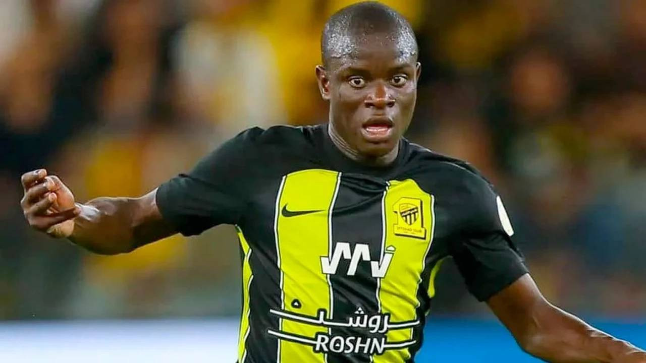 Fenerbahçe'ye Kante şoku: Resmen ilettiler