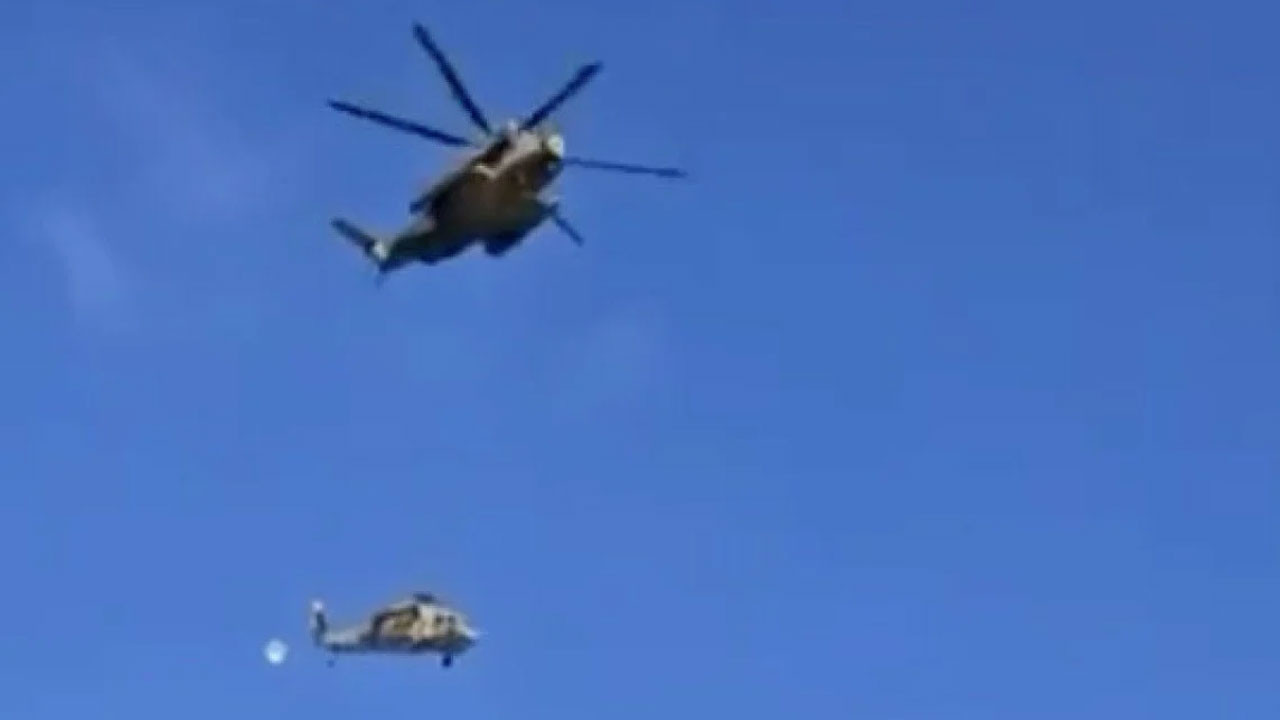 İsrail ordusuna ait helikopter yere çakıldı