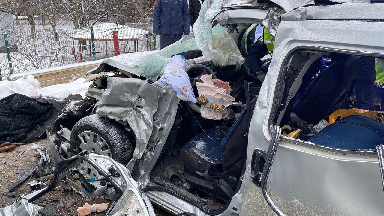 Elazığ'da feci kaza: Çift hayatını kaybetti