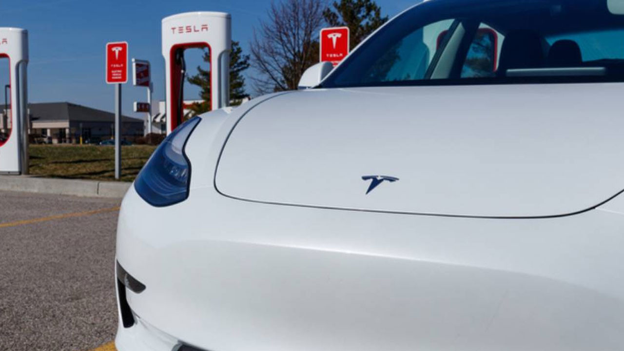 Tesla'nın tam otonom sürüş sistemi için yeni karar: Türkiye'yi de ilgilendiriyor