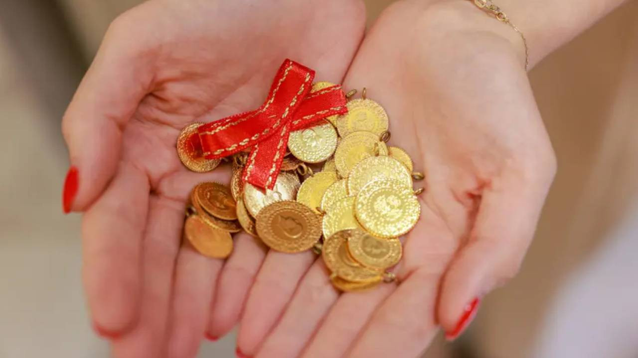 Altında rekor devam edecek mi? Altın piyasası uzmanı: "Böyle bir rakamı daha önce görmedik"