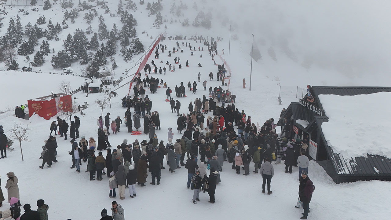 Ergan Kayak Merkezi sömestirde doldu taştı