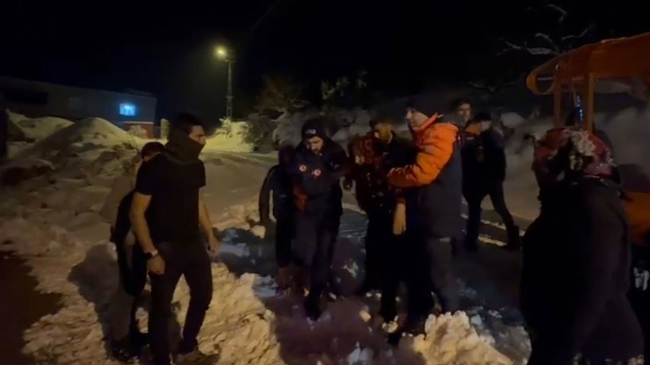 Hasta kadının imdadına paletli araçla AFAD yetişti