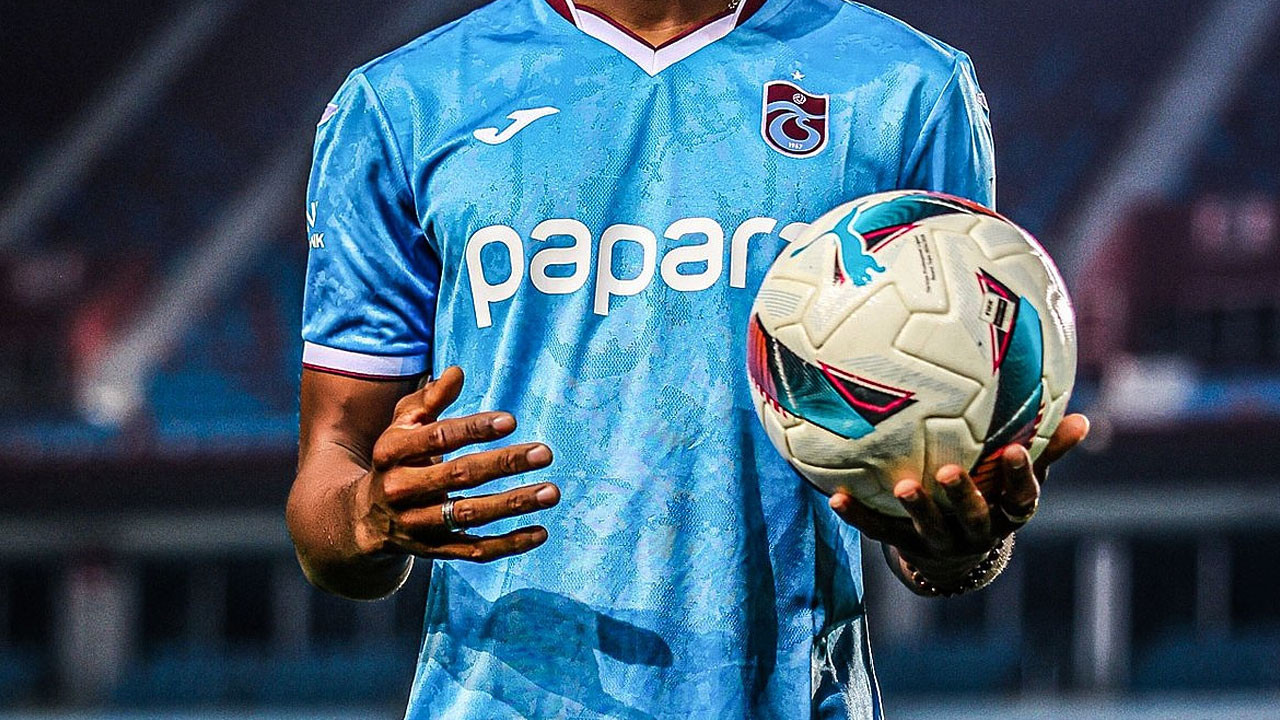 Trabzonspor’un yıldızı çılgın rakama dünya devinde; Galatasaray ve Fenerbahçe peşindeydi