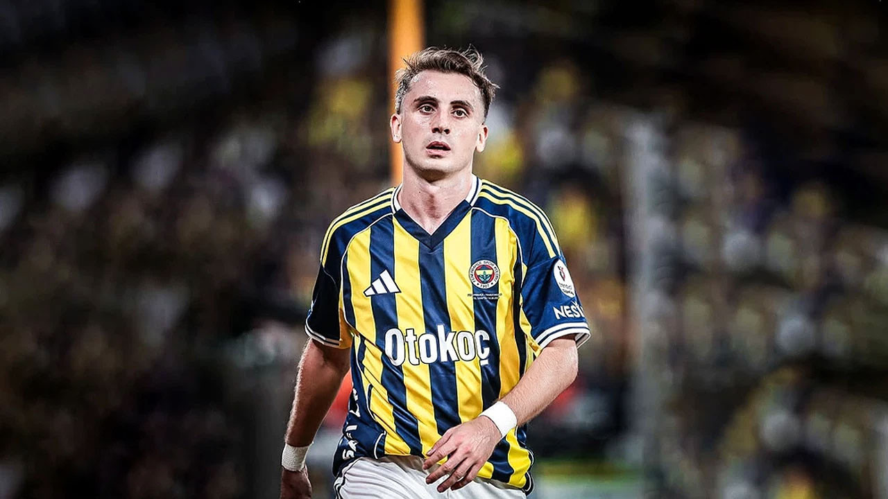 Fenerbahçe'de Kerem Aktürkoğlu depremi! Maç devam ederken ortalık karıştı