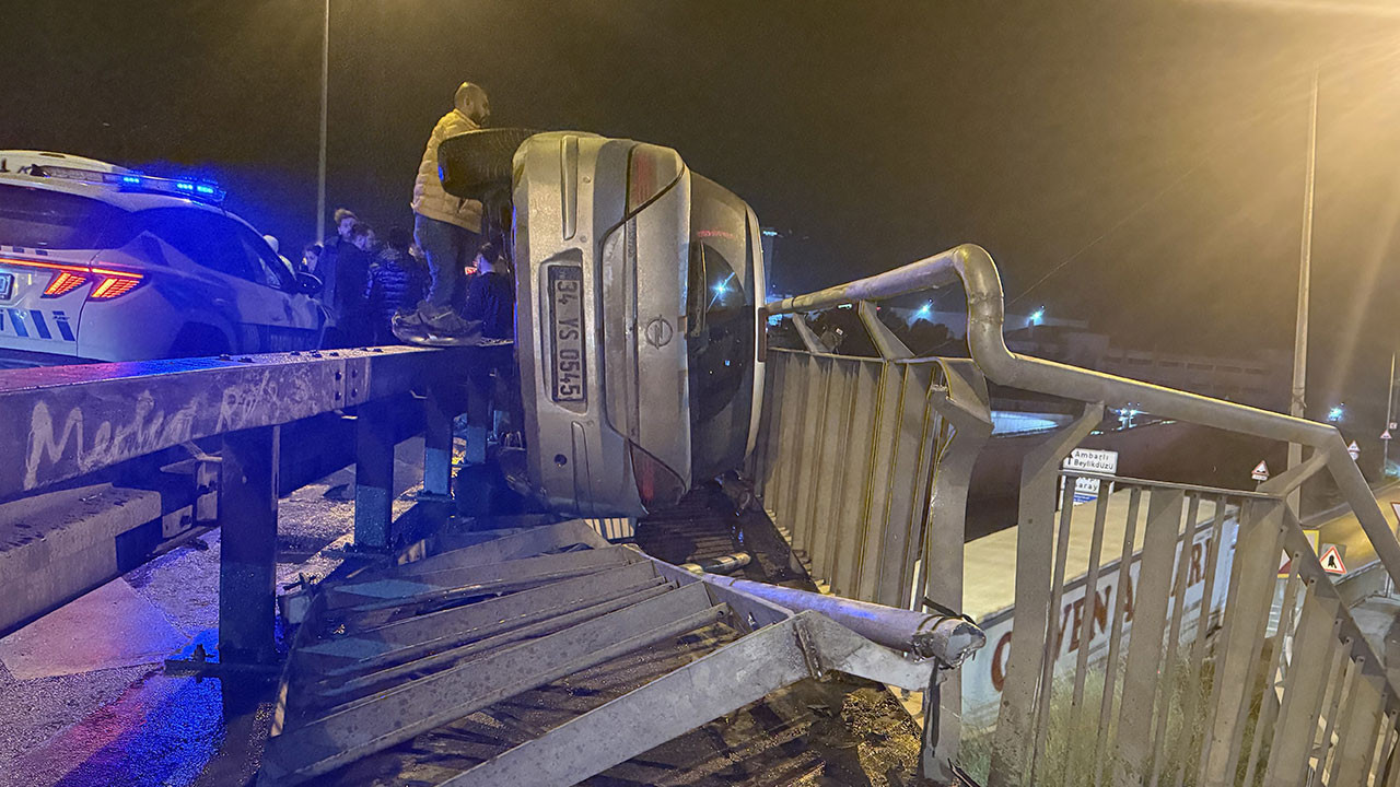 Avcılar E-5 yan yolda kaza: 2 yaralı