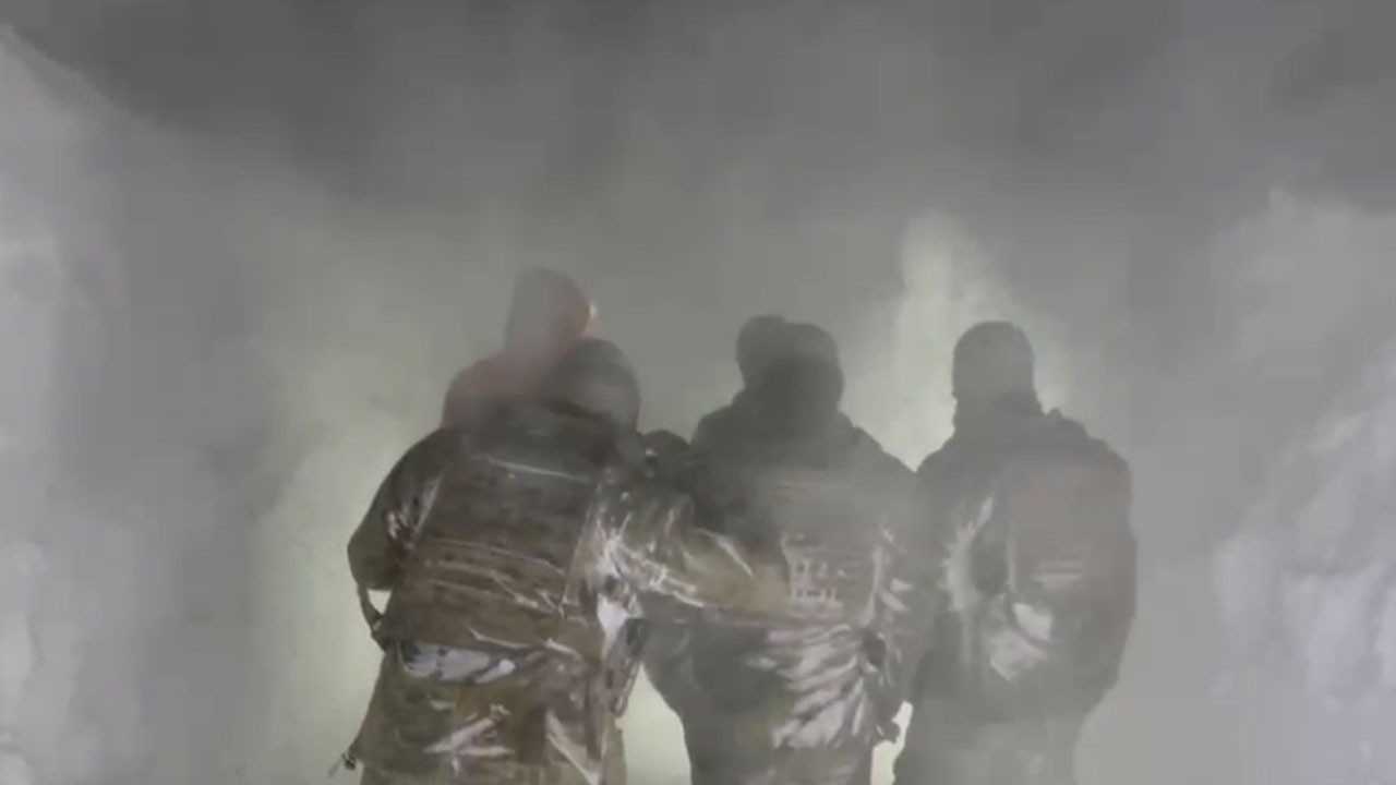 Ağrı’da tipide mahsur kalan vatandaşlar için ekipler seferber oldu