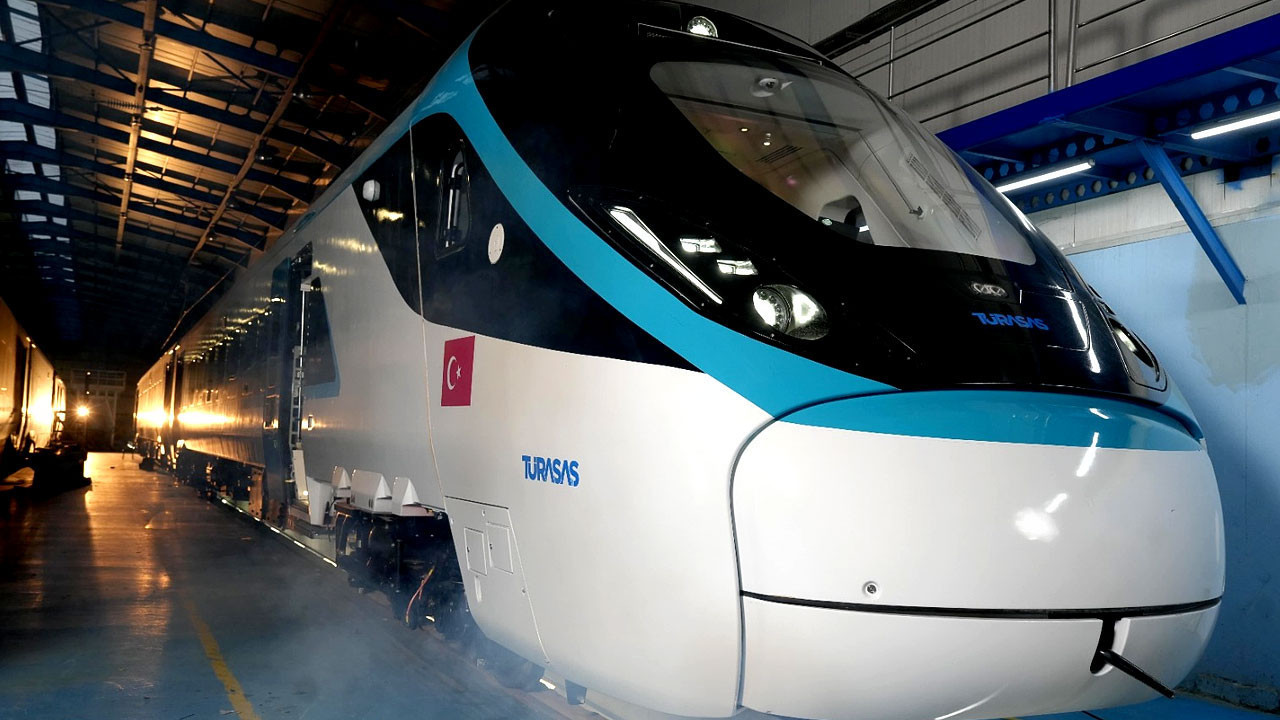 İki şehir arası hızlı tren ile 25 dakika sürecek! Ve sonunda tarih belli oldu