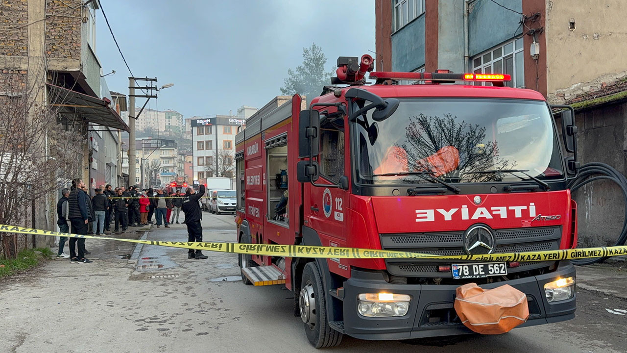 6 kişinin yaşadığı daire alevlere teslim oldu