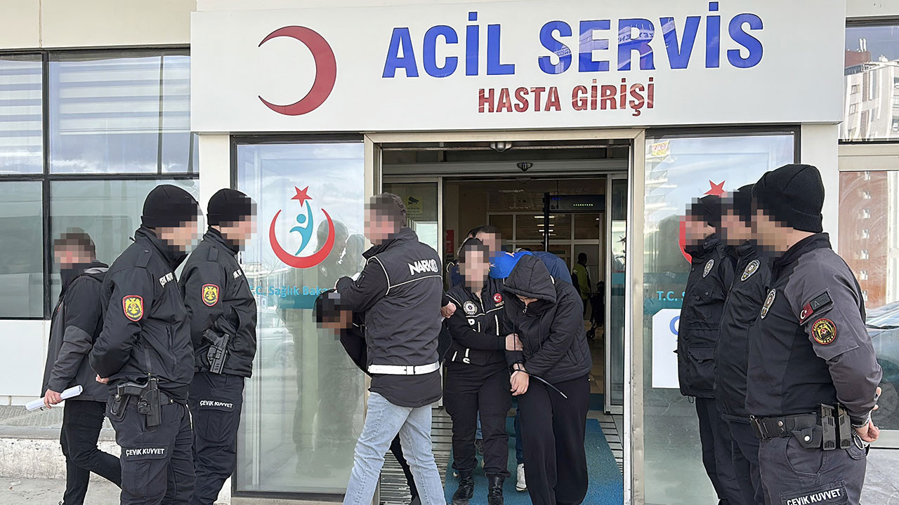 Kastamonu’da 11 bin sentetik ecza hapı ele geçirildi