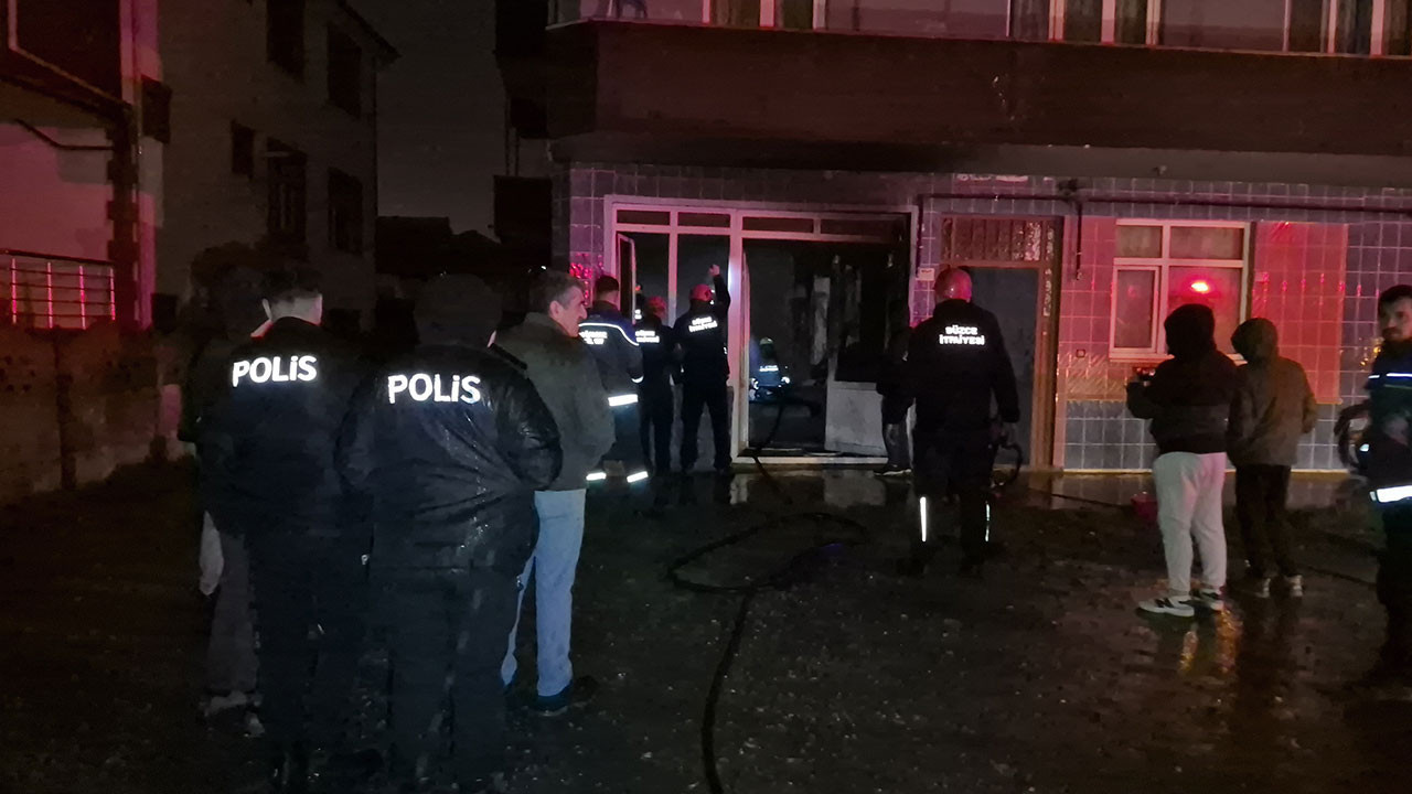 Isınmak için yaktığı ateş, yangına neden oldu