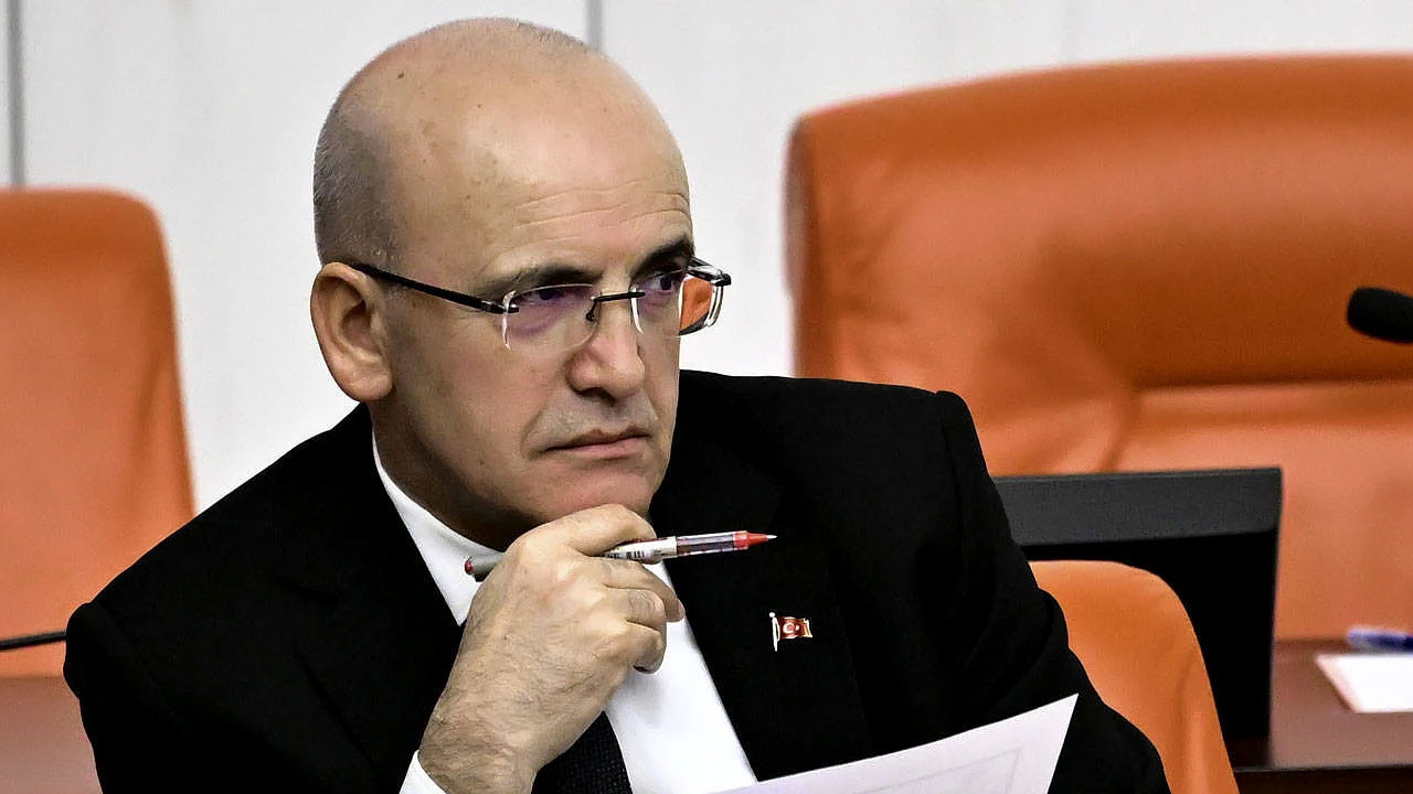 Bakan Şimşek'ten enflasyon yorumu: Gerekli adımları atıyoruz