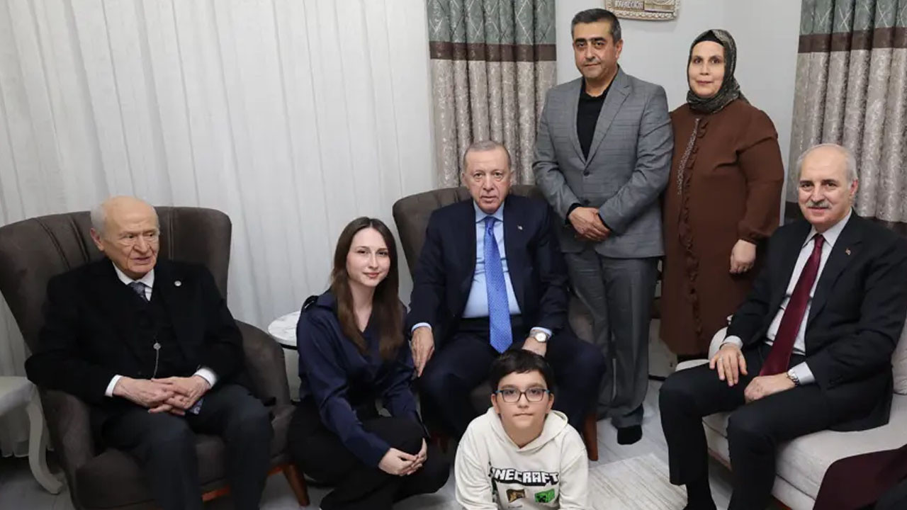Cumhurbaşkanı Erdoğan ve Bahçeli'den depremzede aileye ziyaret
