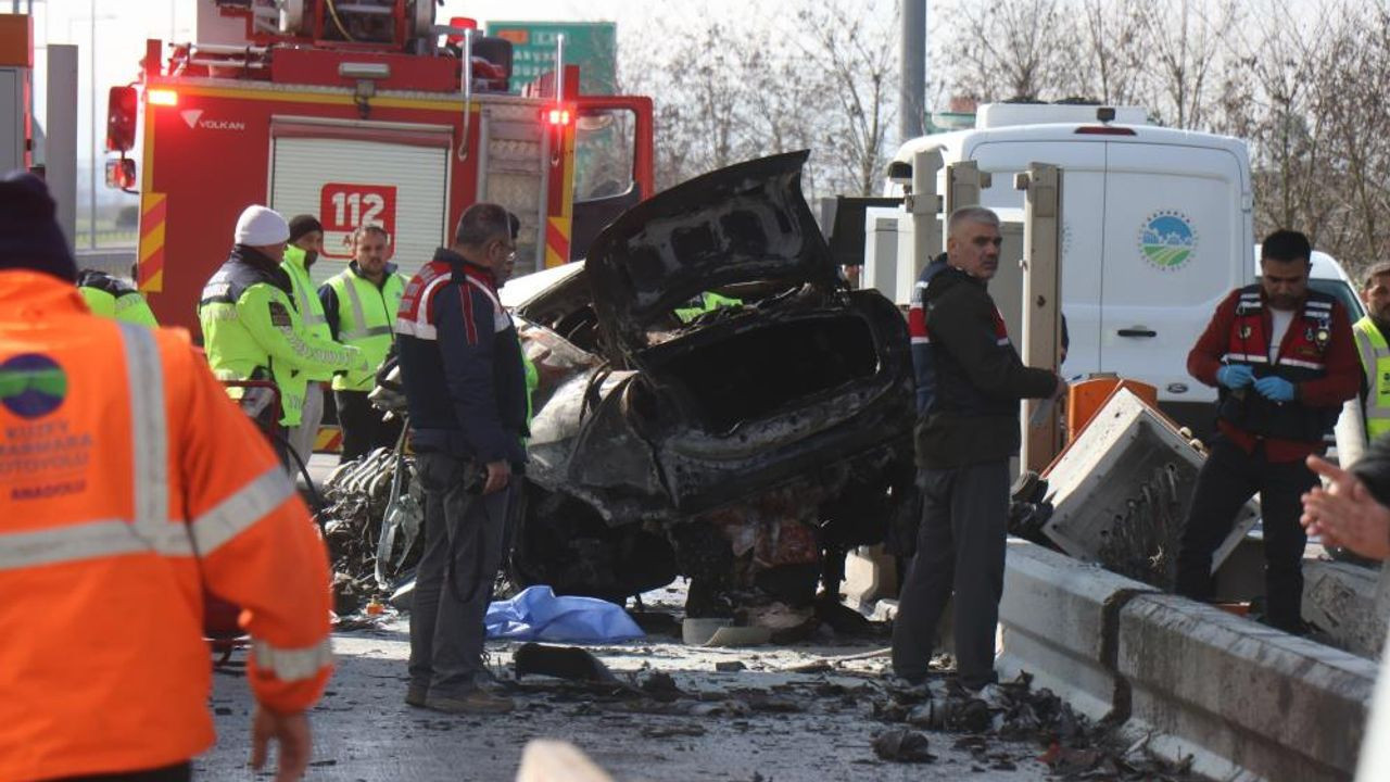 Kuzey Marmara'da korkunç kaza! Bariyerlere çarptı alev aldı, sürücü hayatını kaybetti