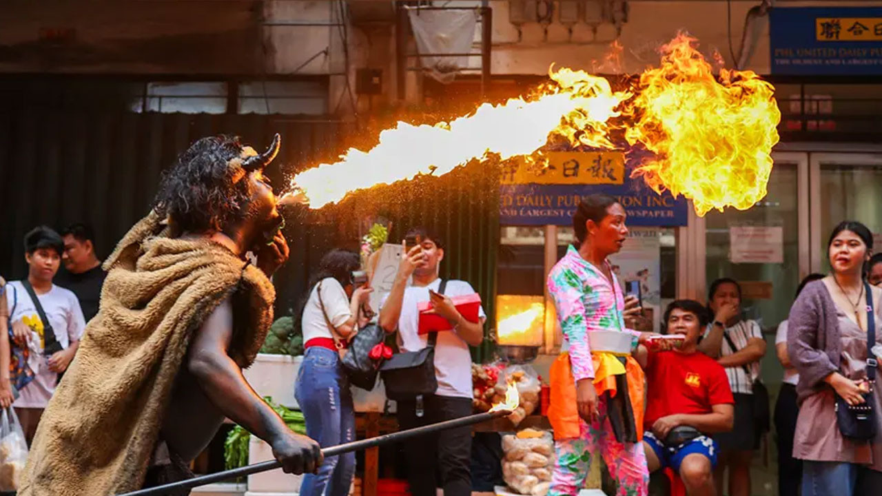 Çin'de yeni yıl başladı! Bu yılın adı "Ateş Atı"