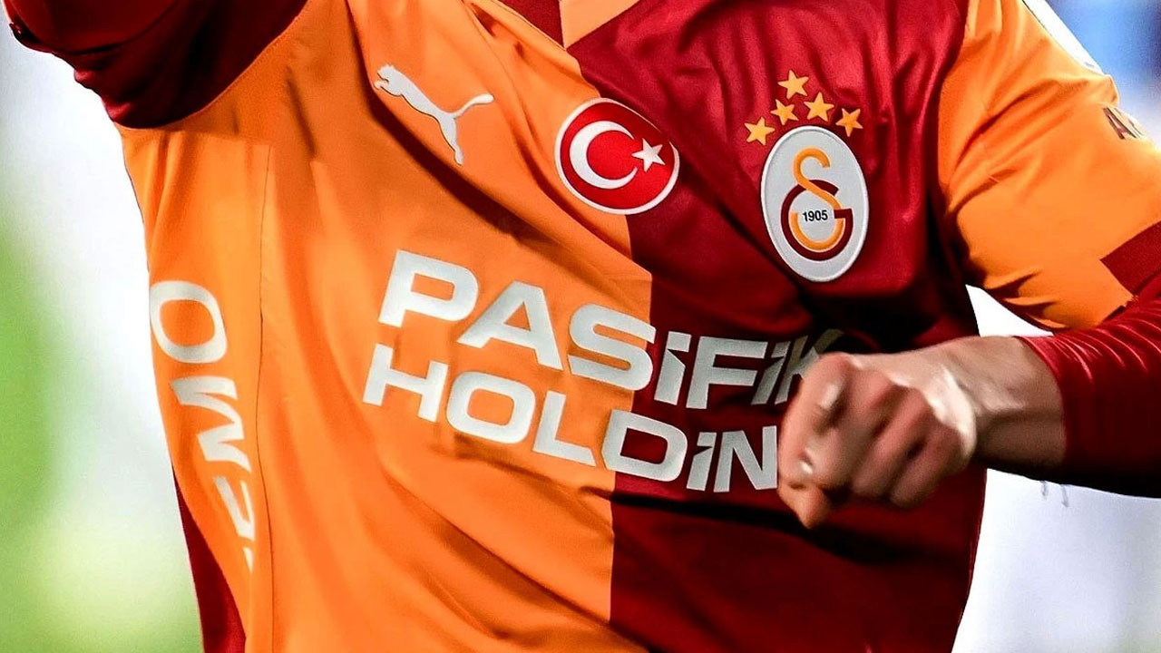 Galatasaray'ın yeni yıldızı gidiyor! Sarı kırmızılı takımda ayrılık depremi