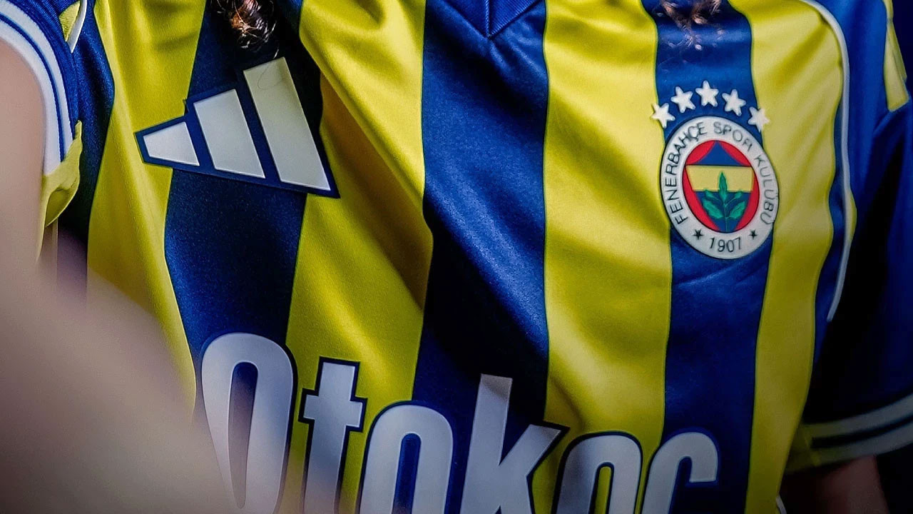 Fenerbahçe'den ilk ayrılık haberi geldi! Yıldız isim dünya devine gidiyor
