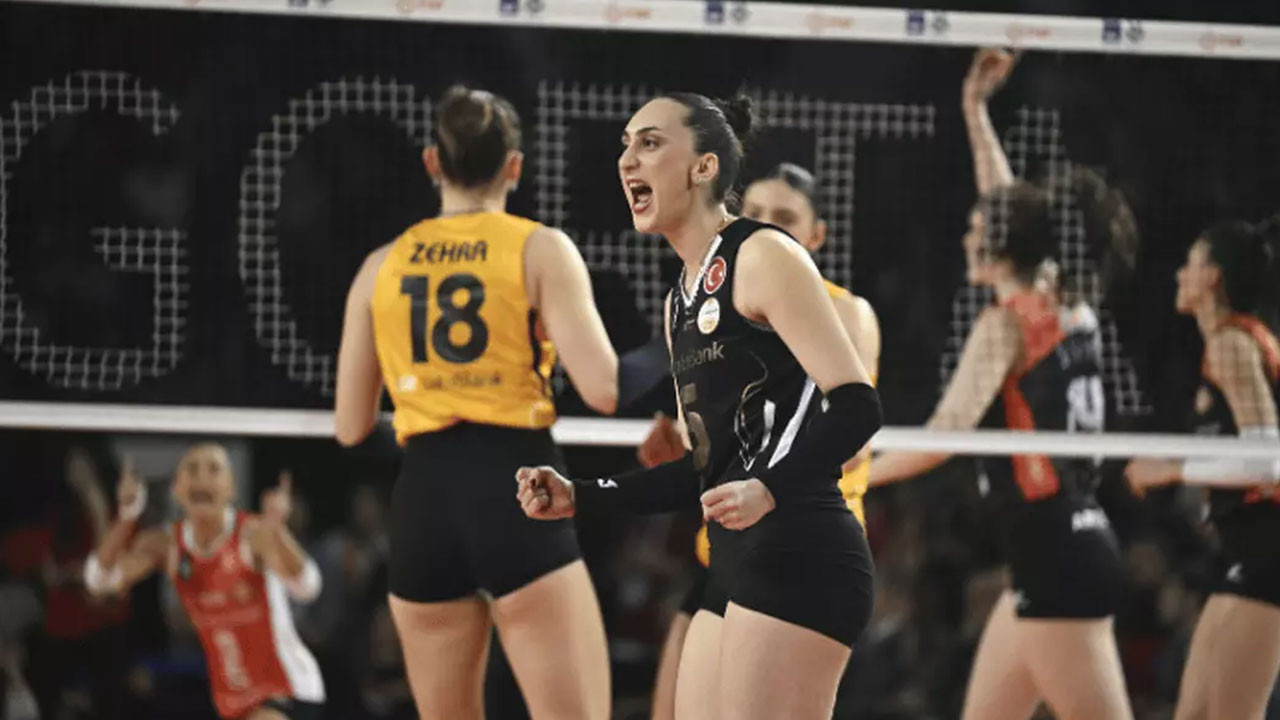 Kupa Voley'de şampiyon Vakıfbank!