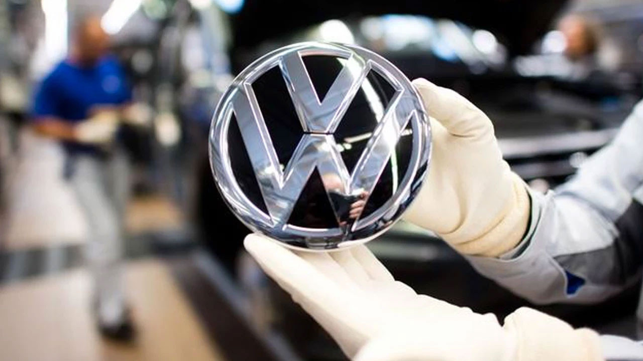 Volkswagen'den İsrail açıklaması: Demir Kubbe için silah üretecekler