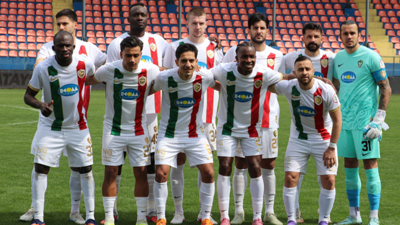 FIFA ceza yağdırdı, Amedspor'a süresiz yasak!