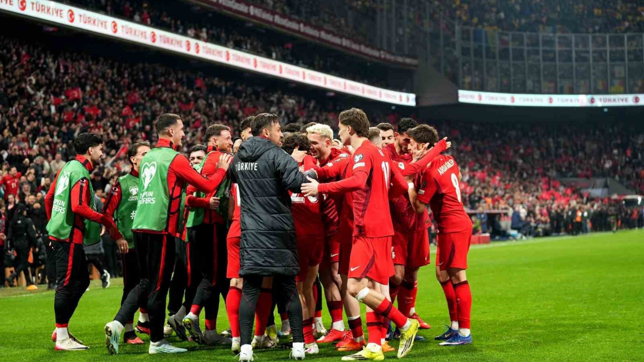 Romanya medyası takımlarını yerden yere vurdu: 'Türkler bizi cezalandırdı'