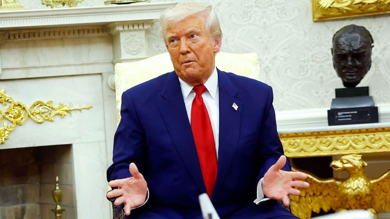 Trump'tan 'Gerald R. Ford' açıklaması: Canımızı kurtarmak için kaçtık