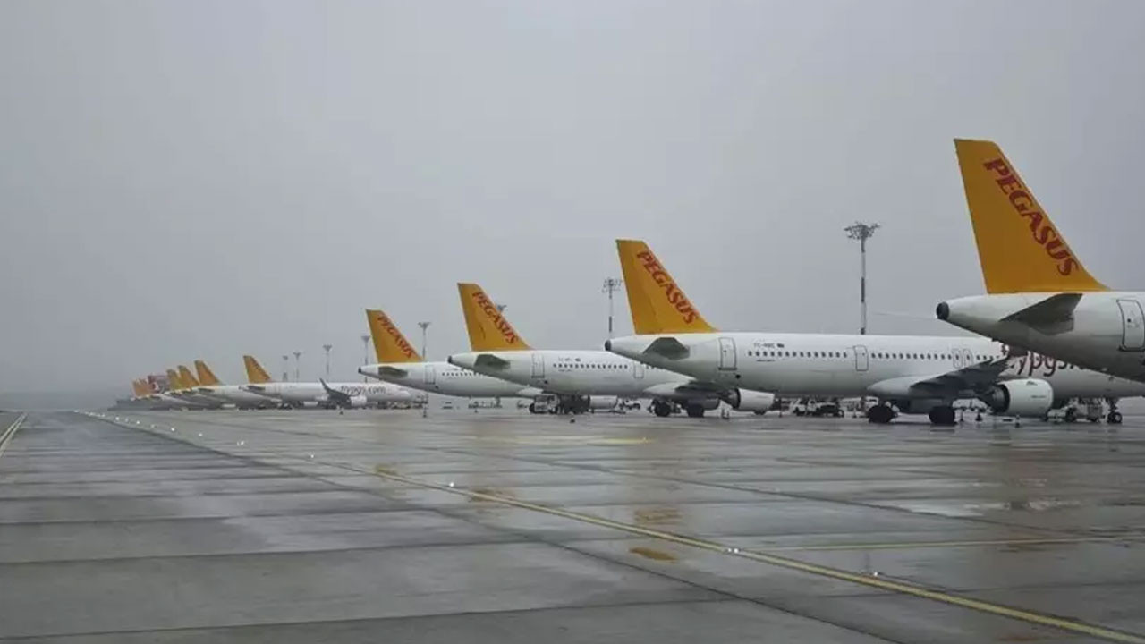 Pegasus ve AJet'ten sefer iptalleri! İstanbul'da olumsuz hava koşulları yaşanıyor
