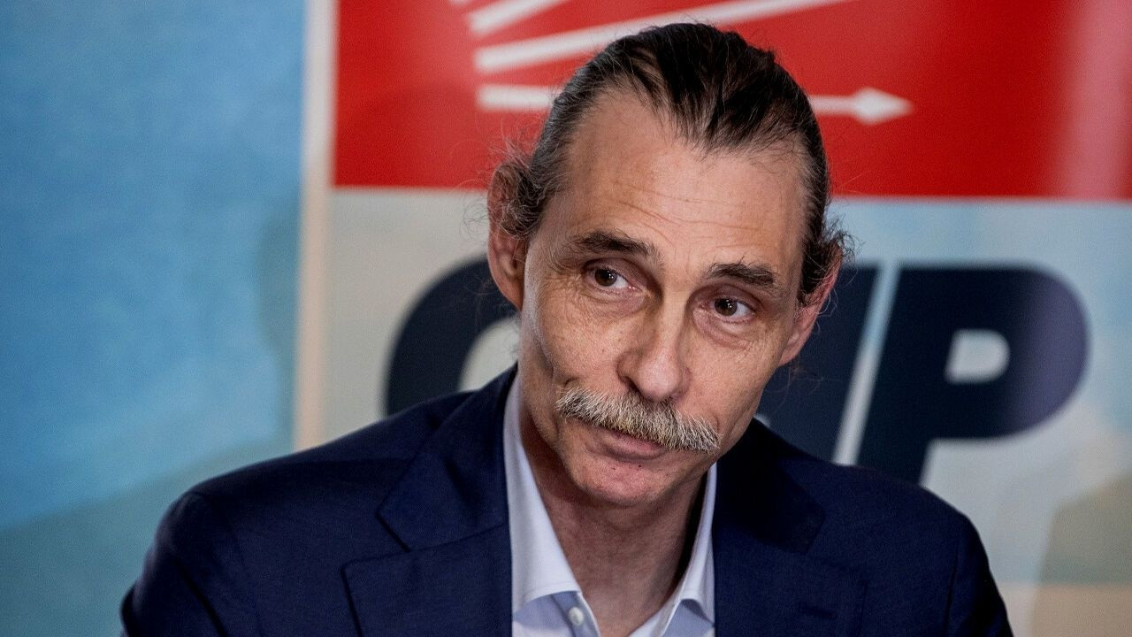 Erdal Beşikçioğlu'ndan operasyon açıklaması: Etimesgut Belediyesi'nde 4 gözaltı!