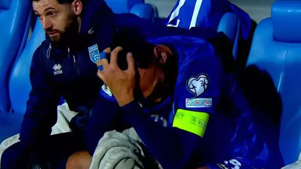 Vedat Muriqi çileden çıktı! "Allah seni kahretsin" diye isyan etti!