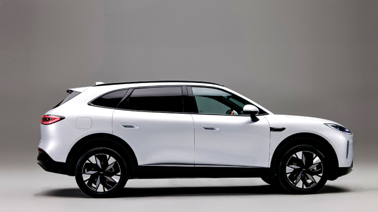 Full şarjla İki bin kilometre menzil! İşte size istasyonları unutturacak o model