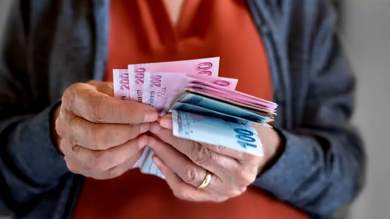 Emekli maaşlarında çok büyük sürpriz! İşte artıştan etkilenecek kesim