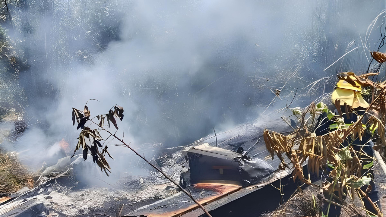 Filipinler'de kargo uçağı düştü: 2 pilot hayatını kaybetti