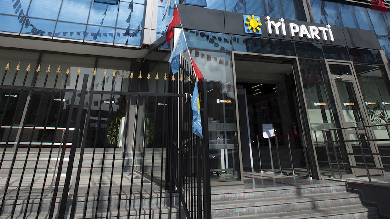 İYİ Parti'den ara seçim açıklaması: 22 milletvekilinin istifa etmesi...