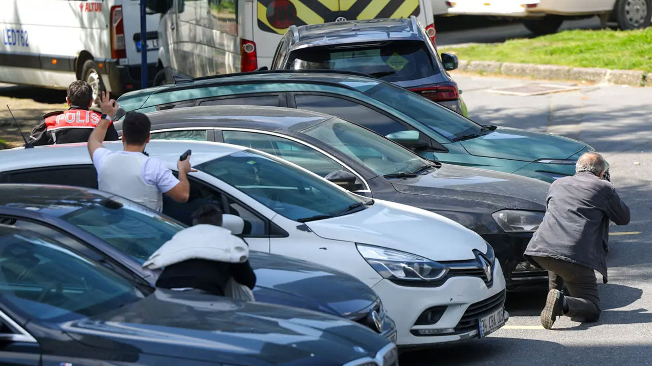 İstanbul İsrail Konsolosluğu önünde çatışma: 1 terörist öldürüldü, 2 terörist yaralı ele geçirildi