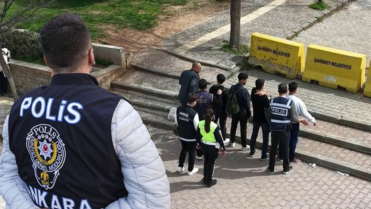 Ülke genelinde güvenlik tedbirleri artırıldı: Her okulun önüne 2 polis